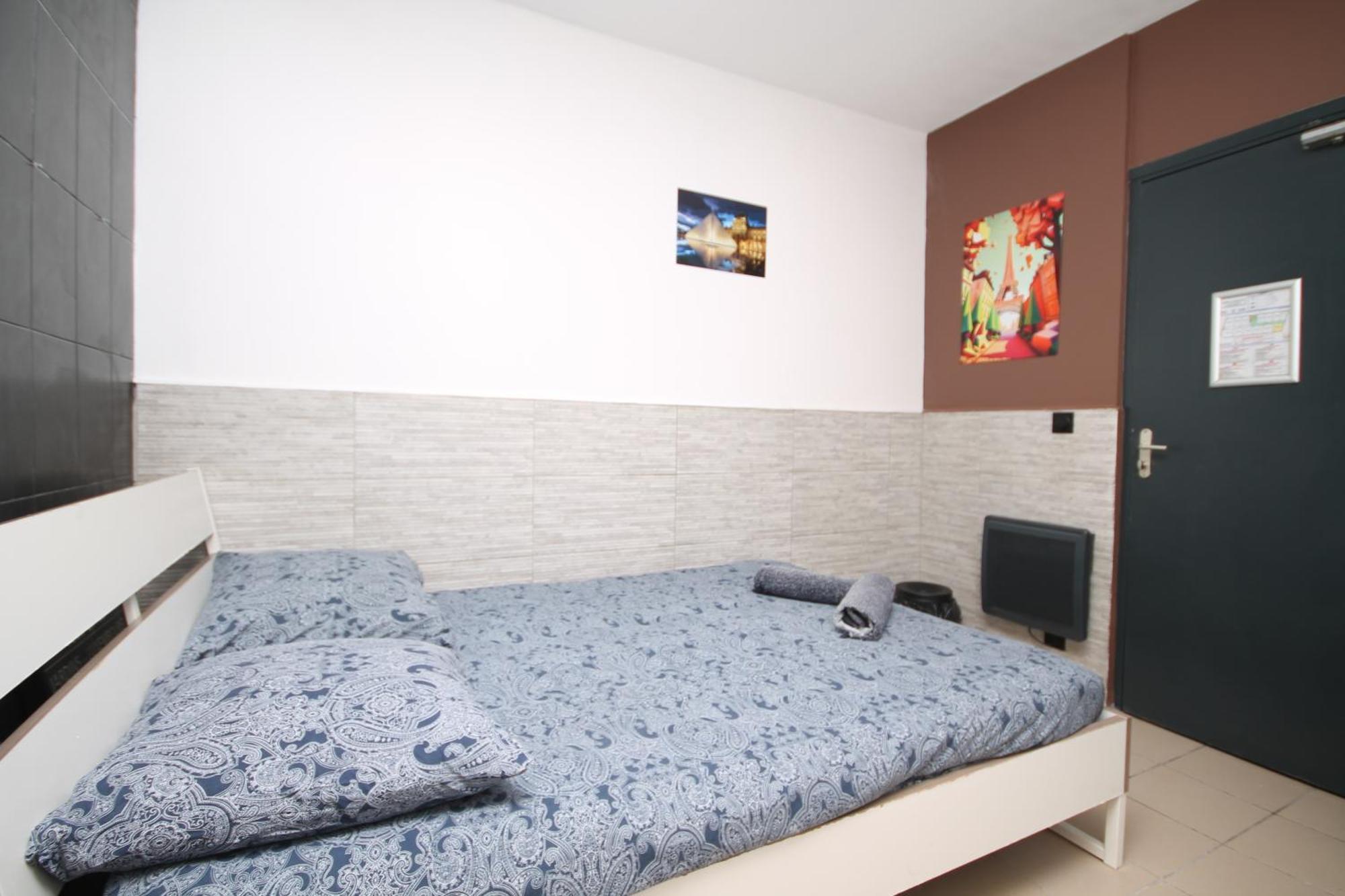 04 - Chambre Avec Lit Double Proche Paris Et Transports Wifi Saint-Denis  Dış mekan fotoğraf